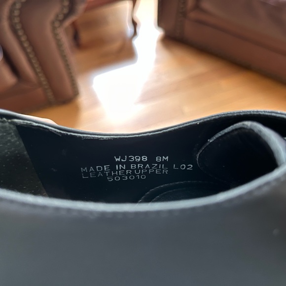 Black Heeled Lace Up Loafers - Picture 8 of 8